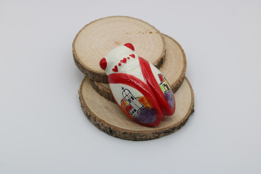 Mini Handmade Ceramic Cicada  wtih Hearts Wall Ornaments from Provence – Terres et Couleurs Decor Cigale