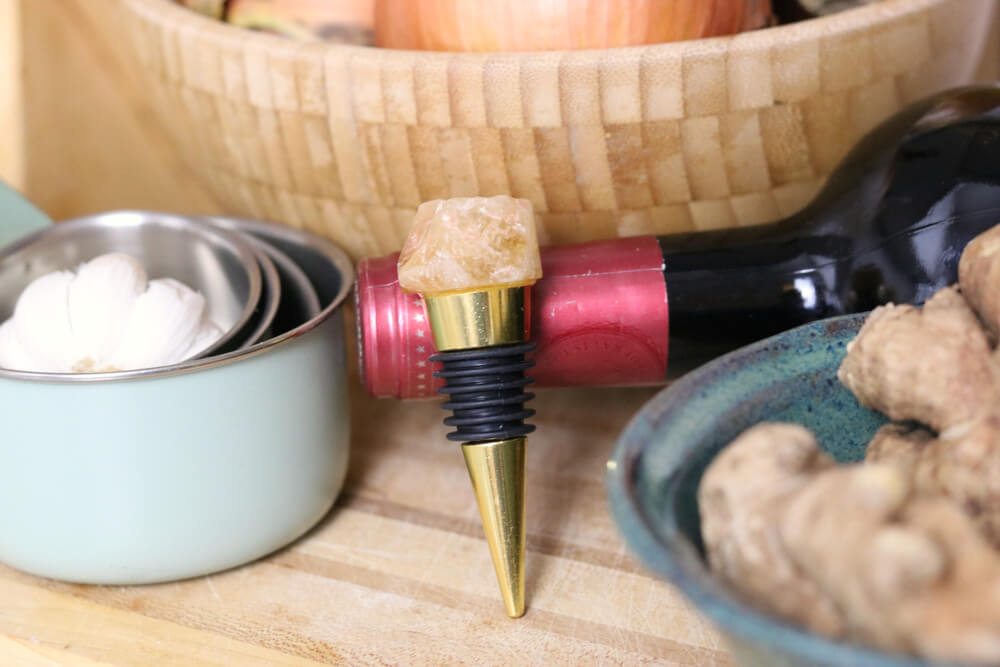 Table de Luxe Crystal Wine Stopper