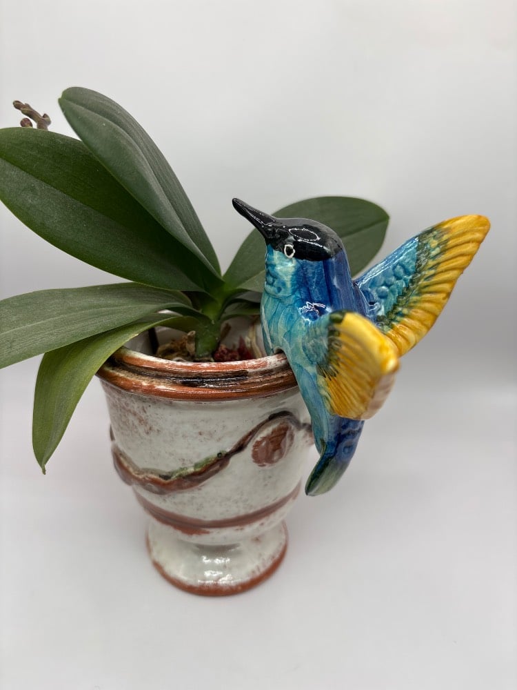 Handmade Ceramic Hummingbird Pot Hangers from Provence - Cera d'Art Garden Decor